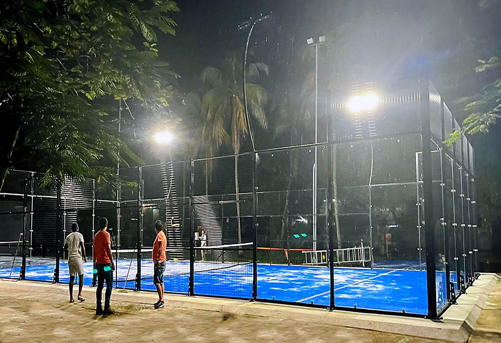 Gabon- Đã lắp đặt 2 bộ sân Padel cổ điển